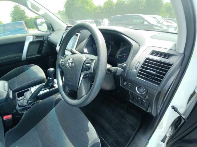 TOYOTA LAND CRUISER PRADO 2020