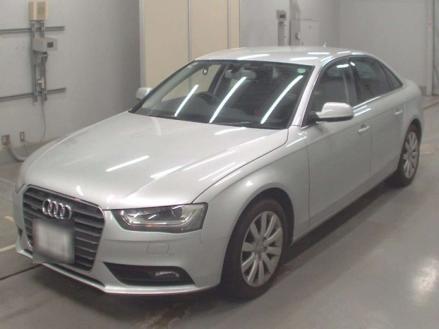 AUDI A4 2013