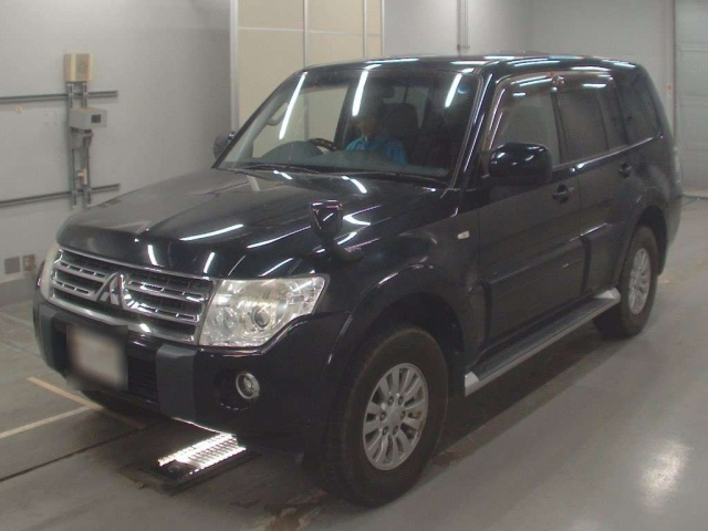 MITSUBISHI PAJERO 2011