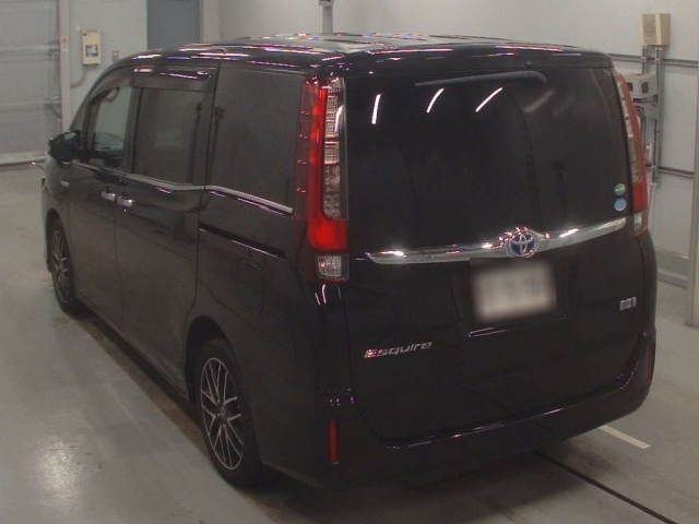 TOYOTA ESQUIRE 2015