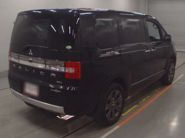MITSUBISHI DELICA D5 2018
