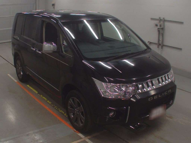 MITSUBISHI DELICA D5 2018