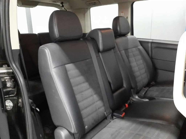 MITSUBISHI DELICA D5 2018