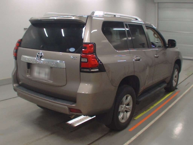 TOYOTA LAND CRUISER PRADO 2017