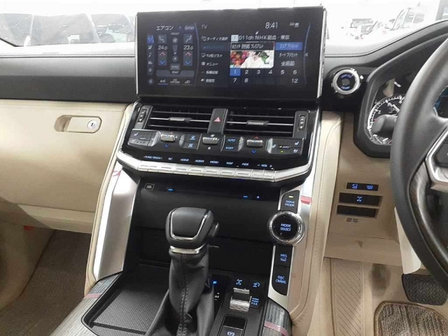 TOYOTA LAND CRUISER 2023