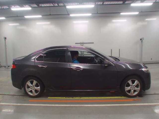 HONDA ACCORD 2011