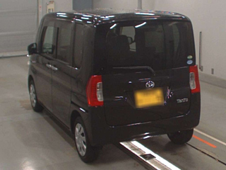 DAIHATSU TANTO 2017