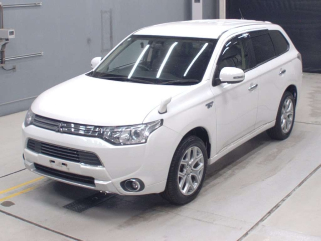 MITSUBISHI OUTLANDER PHEV 2014