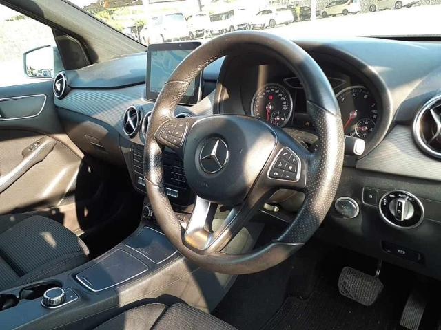 MERCEDES BENZ B CLASS 2016