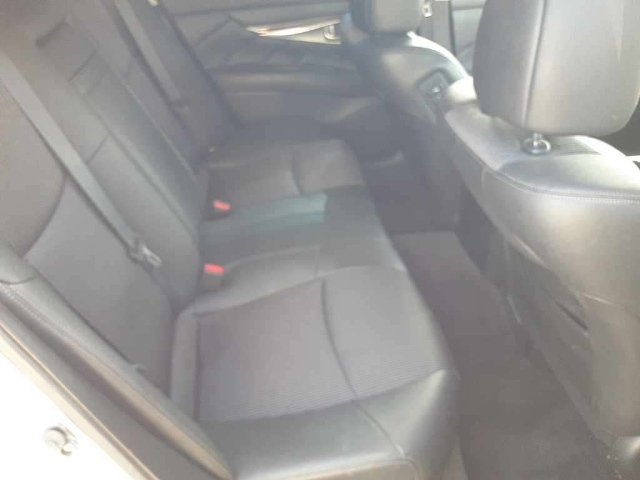 NISSAN FUGA 2013