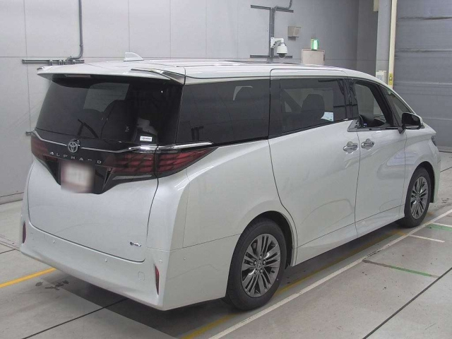 TOYOTA ALPHARD 2025