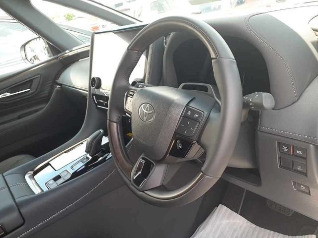 TOYOTA ALPHARD 2025