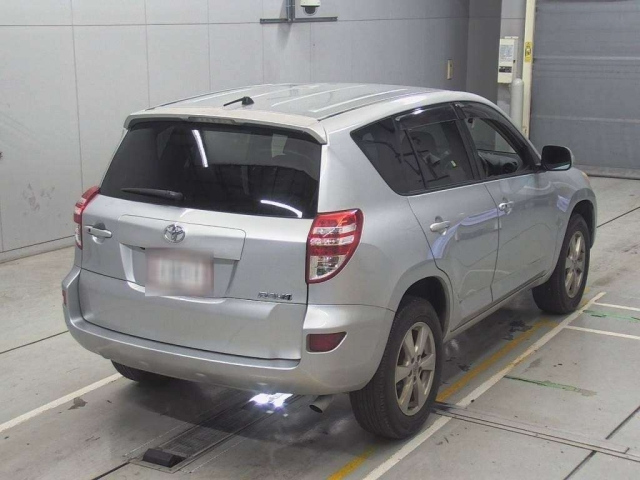 TOYOTA RAV4 2009