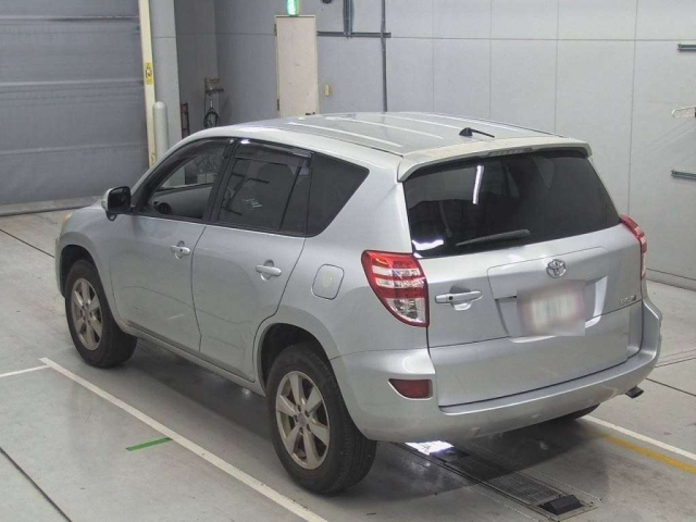 TOYOTA RAV4 2009