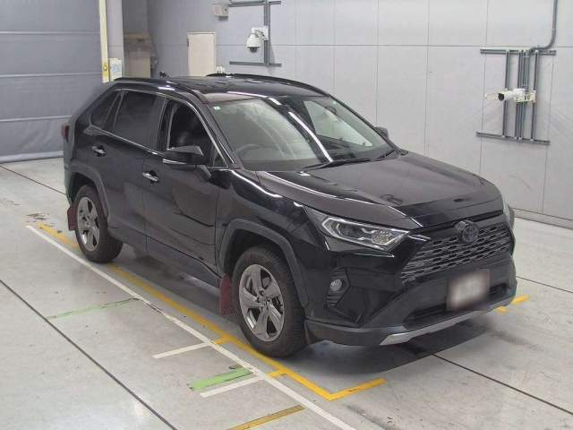 TOYOTA RAV4 2021