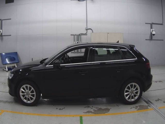 AUDI A3 2015