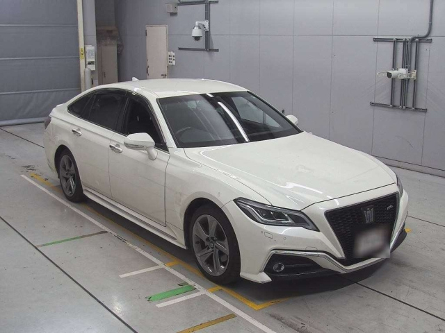 TOYOTA CROWN 2020