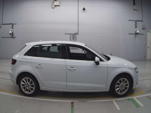 AUDI A3 2015