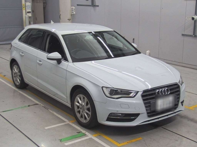 AUDI A3 2015