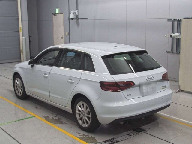 AUDI A3 2015