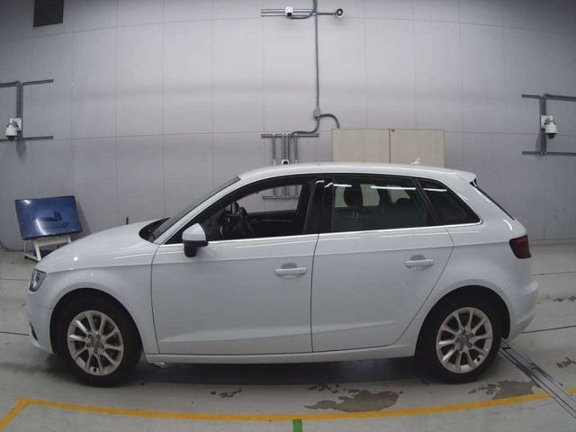 AUDI A3 2015
