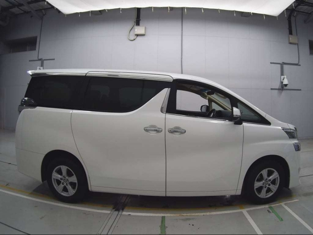 TOYOTA VELLFIRE 2019