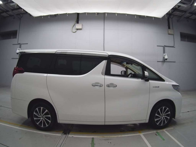 TOYOTA ALPHARD 2015
