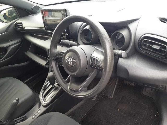 TOYOTA YARIS 2020