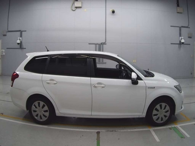 TOYOTA COROLLA FIELDER 2014