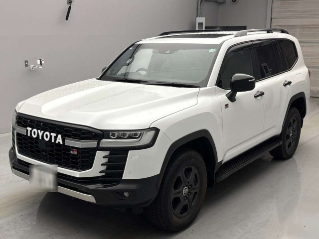 TOYOTA LAND CRUISER 2023