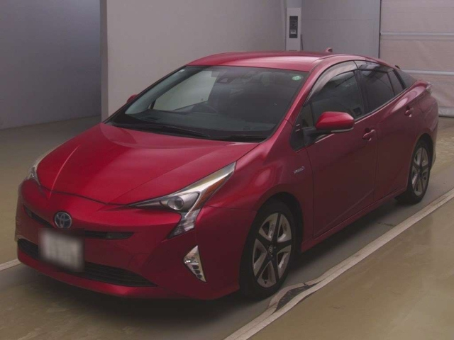 TOYOTA PRIUS 2015