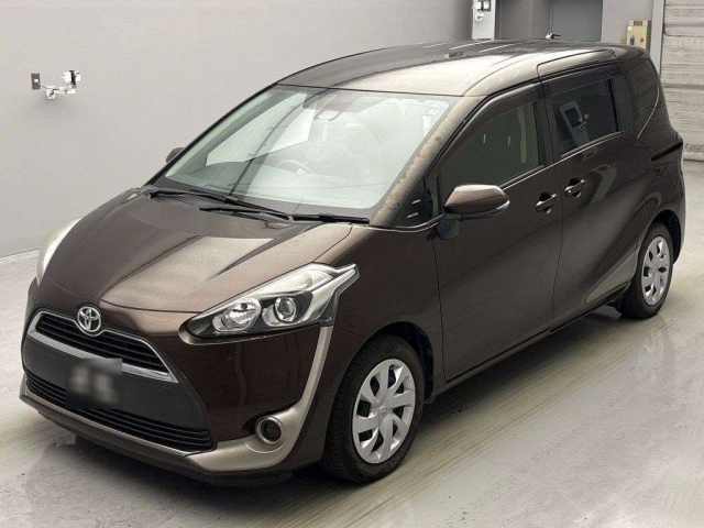 TOYOTA SIENTA 2015