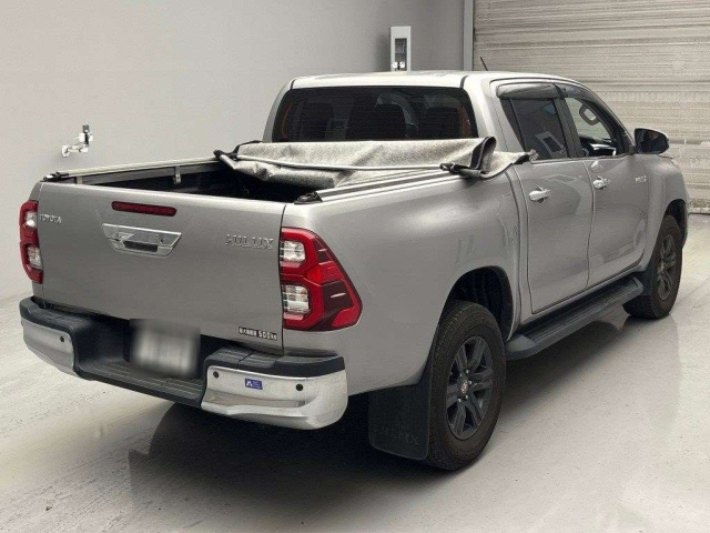 TOYOTA HILUX 2021