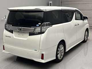 TOYOTA VELLFIRE 2015
