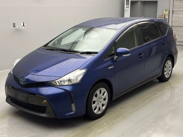 TOYOTA PRIUS ALPHA 2020