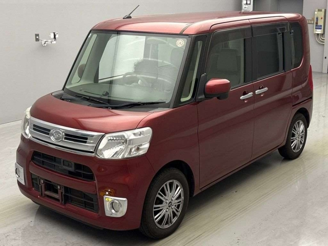 DAIHATSU TANTO 2014
