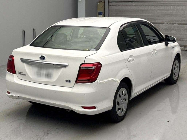 TOYOTA COROLLA AXIO 2018