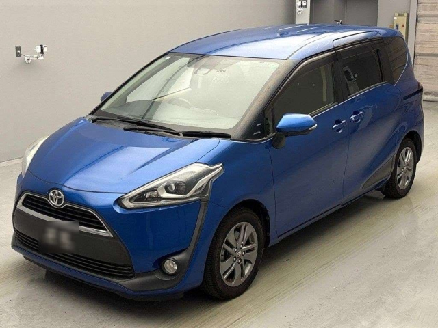 TOYOTA SIENTA 2015