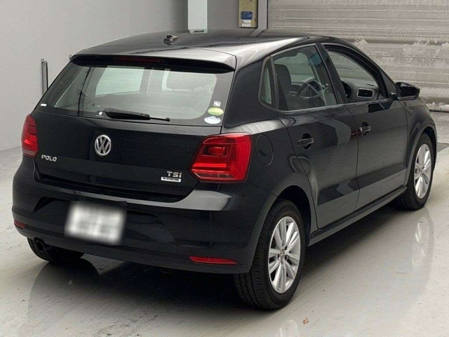 VOLKSWAGEN POLO 2017