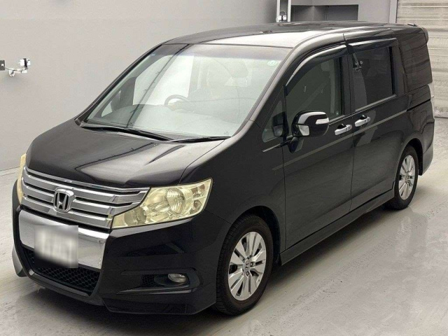 HONDA STEP WAGON 2012
