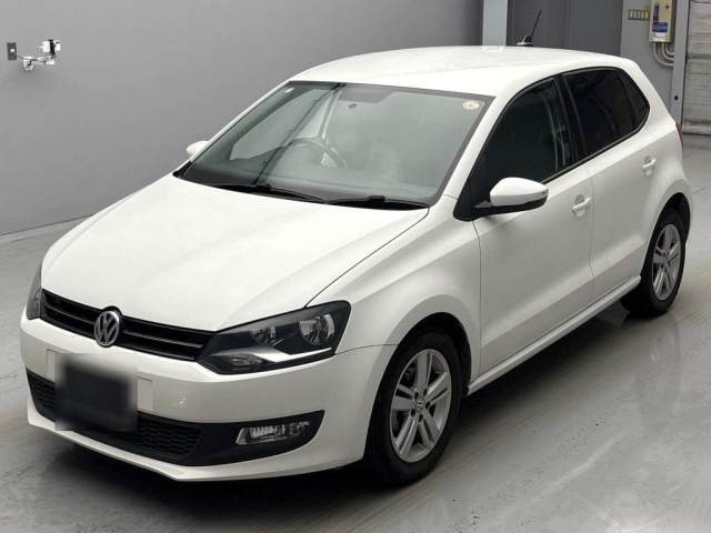 VOLKSWAGEN POLO 2014