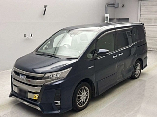 TOYOTA NOAH 2019