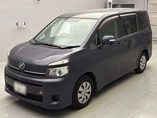 TOYOTA VOXY 2011