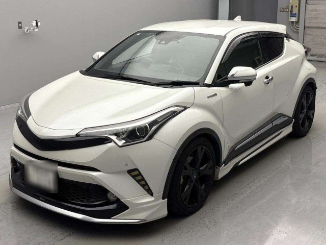TOYOTA C-HR 2017