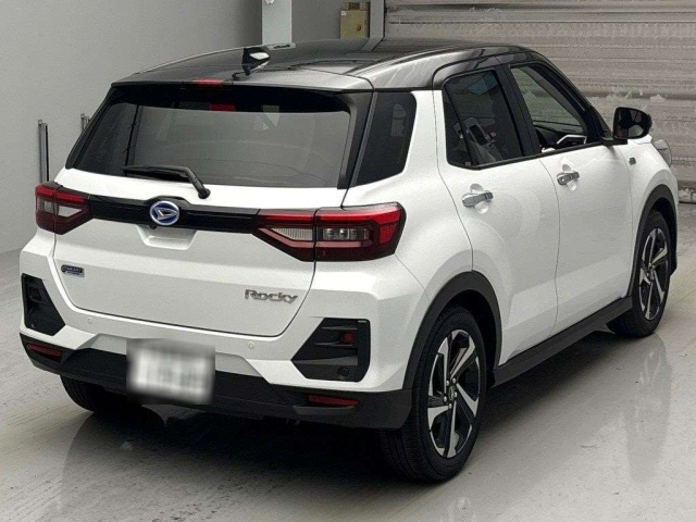 DAIHATSU ROCKY 2025
