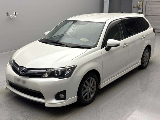 TOYOTA COROLLA FIELDER 2014
