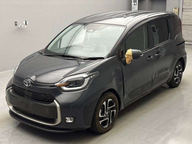 TOYOTA SIENTA 2022
