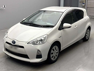 TOYOTA AQUA 2012
