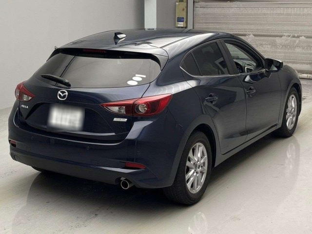 MAZDA AXELA 2018