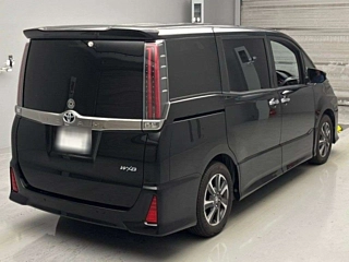 TOYOTA NOAH 2020